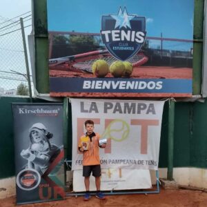 Tenis