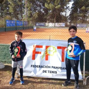 Tenis
