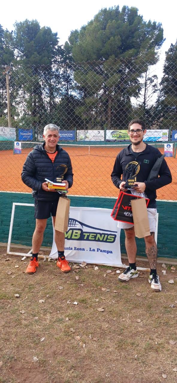 Tenis