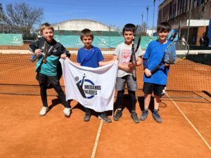 Tenis